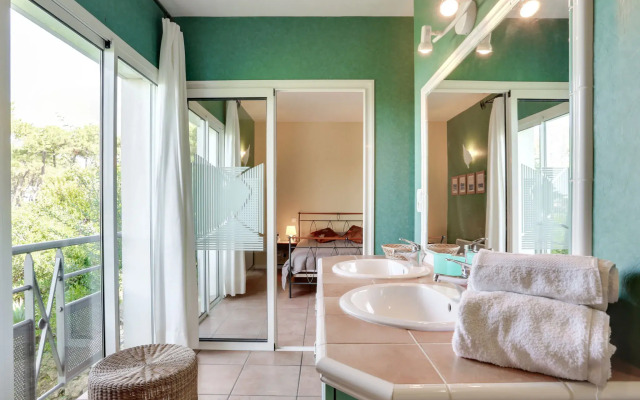 Holiday Home Les Pinasses