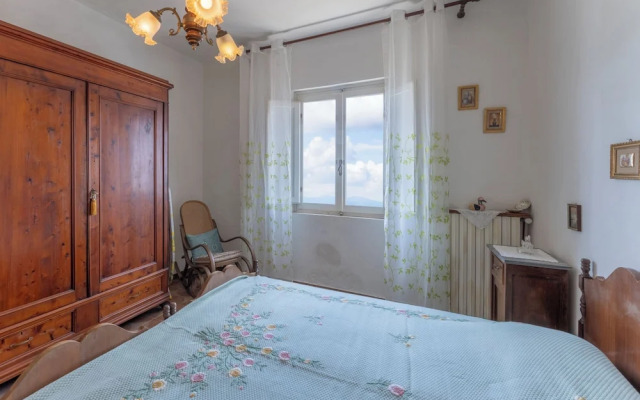 Casa Di Elda Holiday Home With Pool