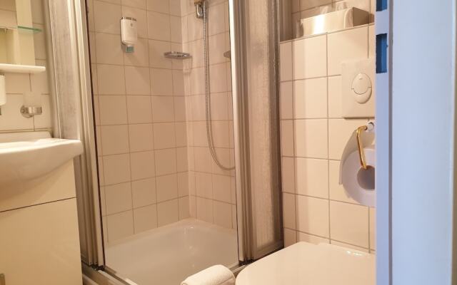 Casa Cristina- Kurpension und Appartements