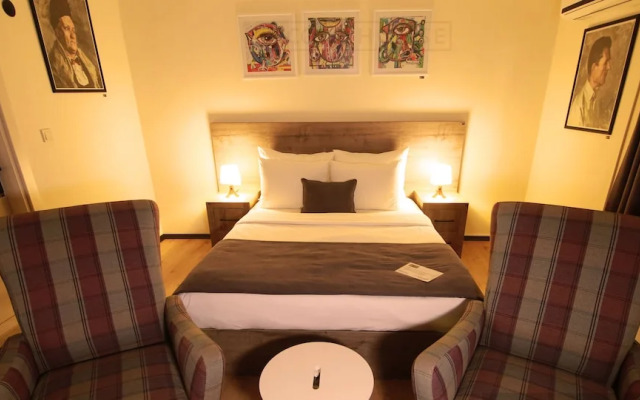 Second House Hotel