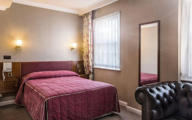 Mitre House Hotel