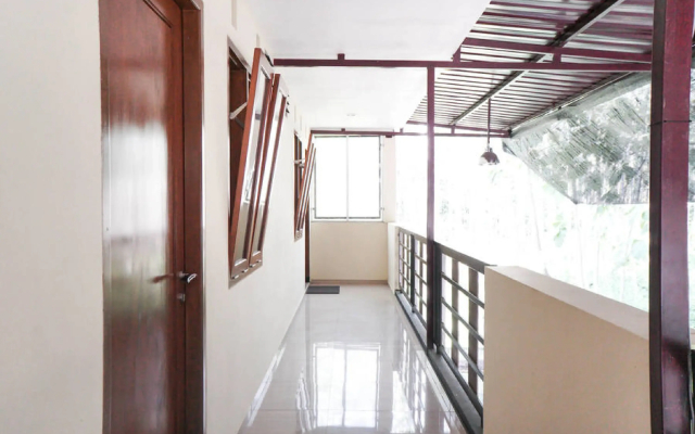 RedDoorz Syariah near Exit Tol Madyopuro