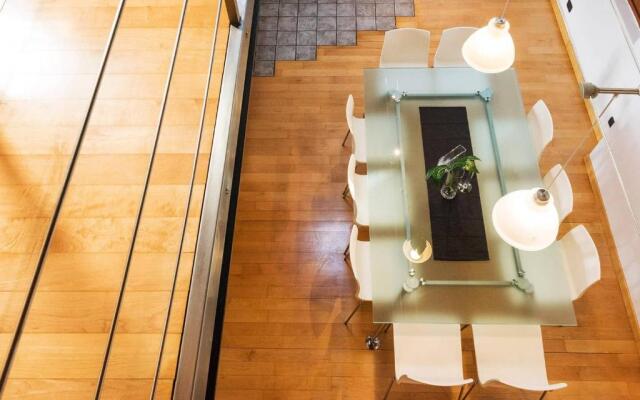 ALTIDO Spacious 2 BR Apt with Terrace in Cernobbio