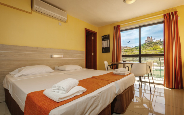 Luna Holiday Complex