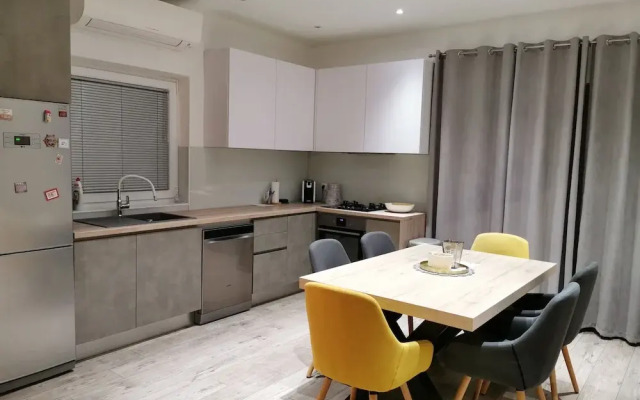 Guest accommodation house Greta