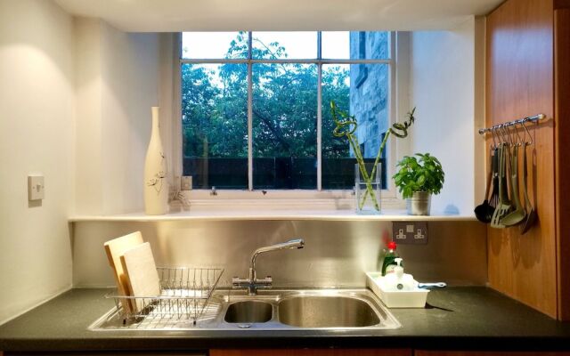 1 Bedroom Mezzanine Flat