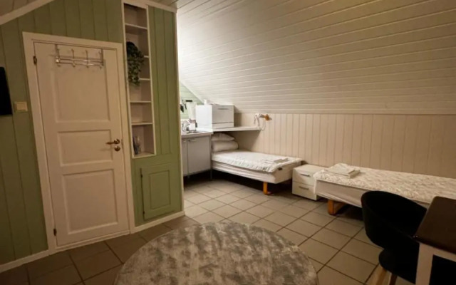 Midnattsol Rom Og Hytter