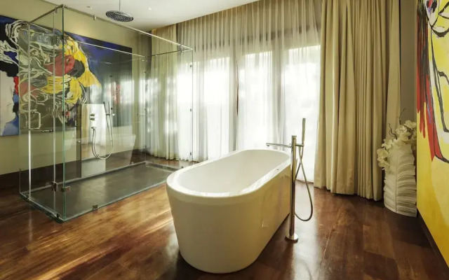 Under the Stars Luxury Apartment