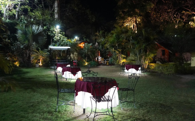 Hill 'N' You - A Boutique Garden Resort