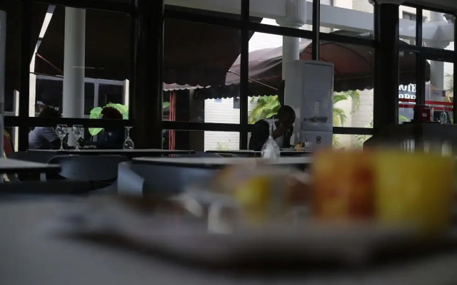 Hotel le Supreme Grand-Bassam