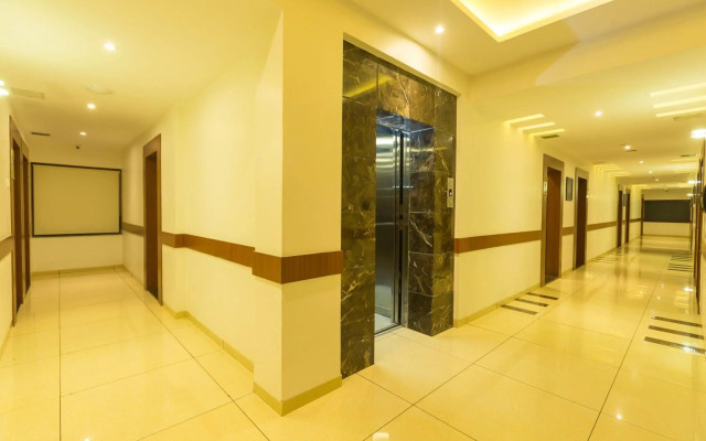 Grand Plaza Suites