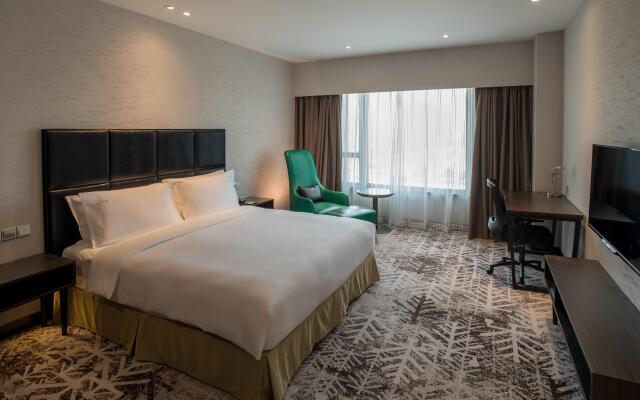 Отель Crowne Plaza Shanghai Jinshan 