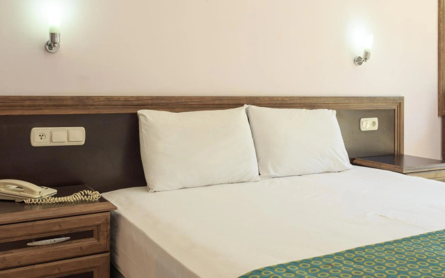 Flamingo Hotel & Spa - Pet Friendly