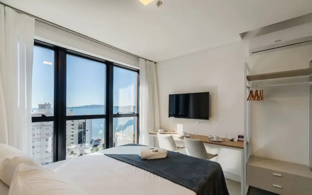 MHFA Studios em Prédio Luxuoso Vista Mar
