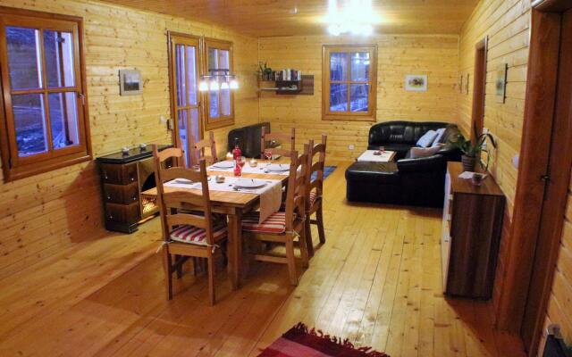 Cosy Apartment in Liebenfels with Terrace, Garden