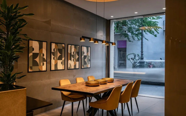 Vincci Mercat Hotel