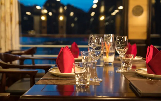 V'Spirit Cruises