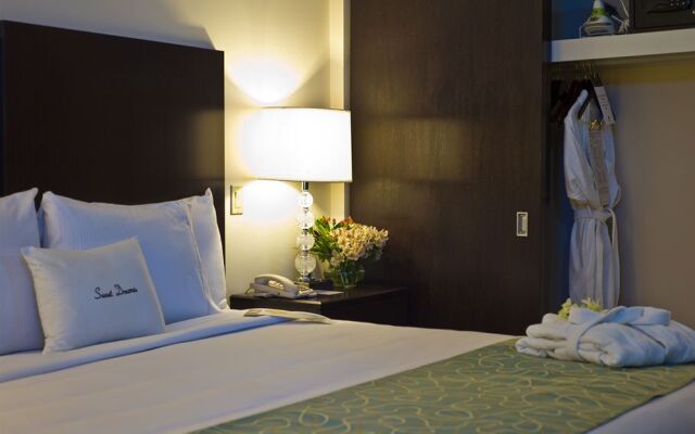 DoubleTree by Hilton Hotel Panama City - El Carmen