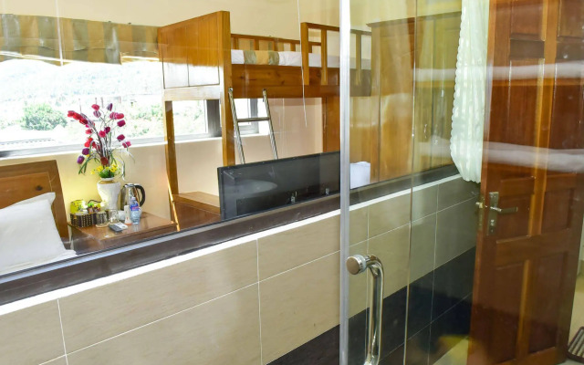 Sea View DN Hotel