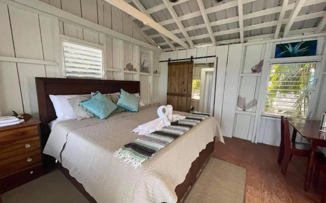 Ranguana Caye Cabanas