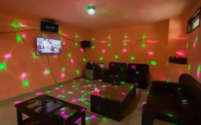 Tianjin Xiangju Leisure Club