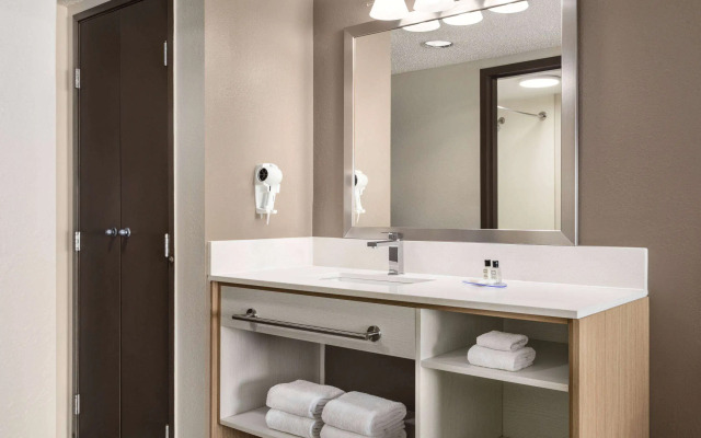 Wyndham Garden Duluth