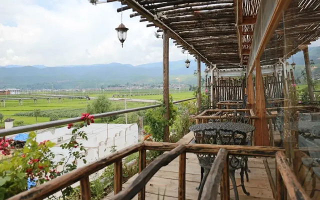 Xisha Cloud Mountain Holiday Hotel