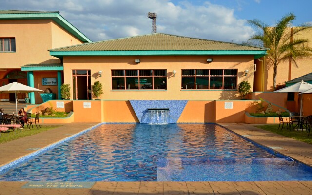 Crossroads Hotel Lilongwe