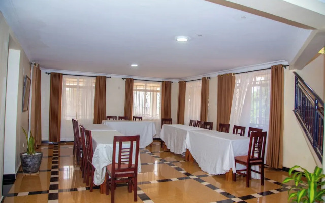 TreasureView Courts