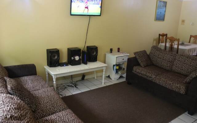 Island Suite at Hermosa Village