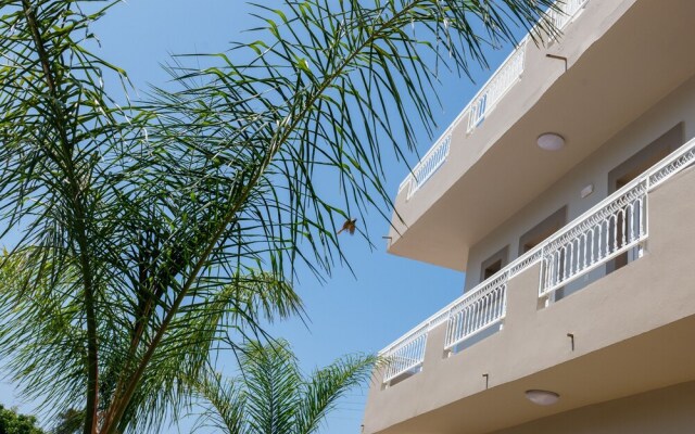 Amara Seaside Hotel