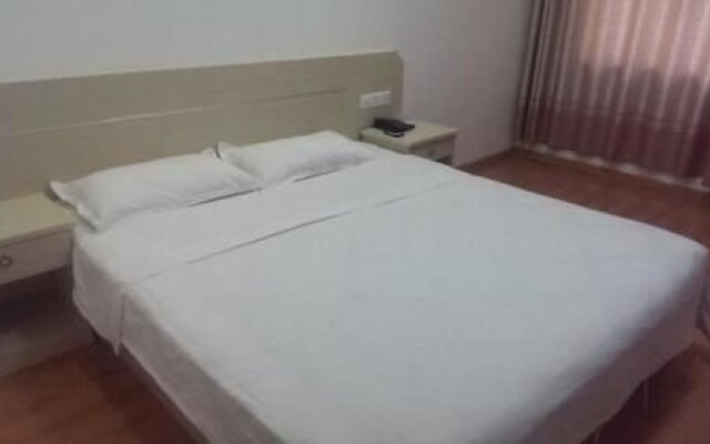 Liaocheng Dingtai Express Hotel