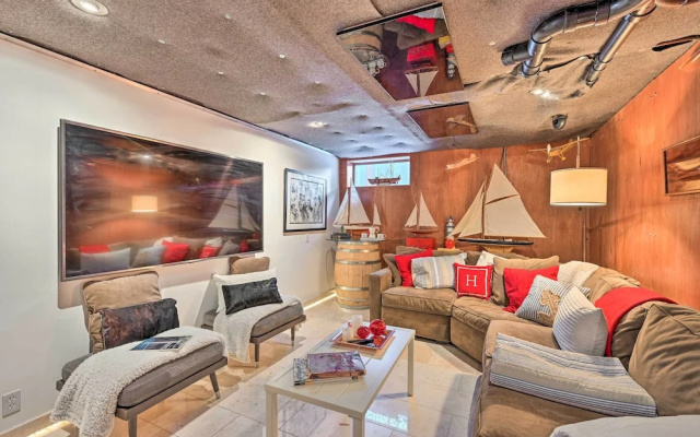 Edmonds Apartment With Private Wine Cellar!