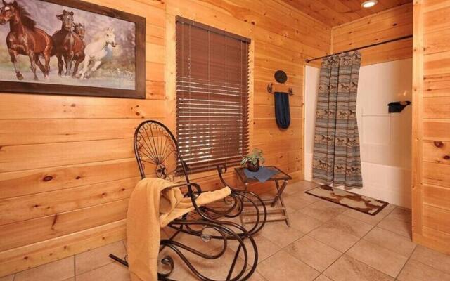 Dancing Bear Lodge