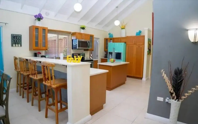 Avant 1 Bedroom Suite