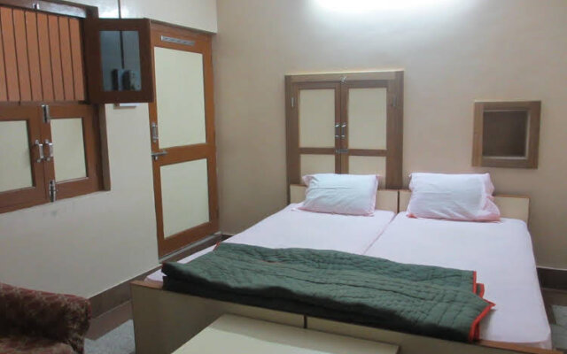 Residency Center Point Guest House