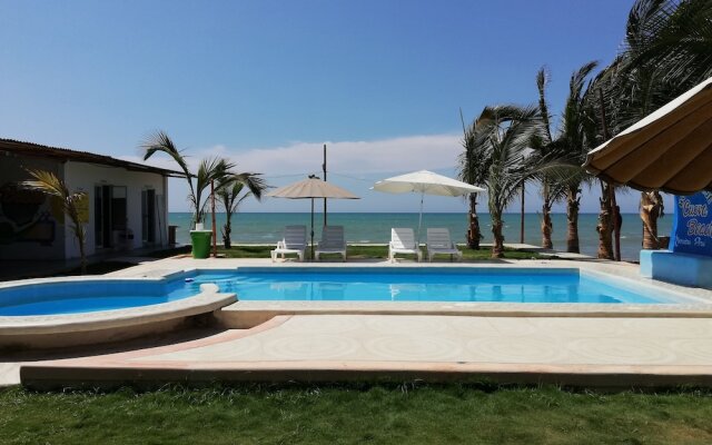 Hospedaje Cueva Beach