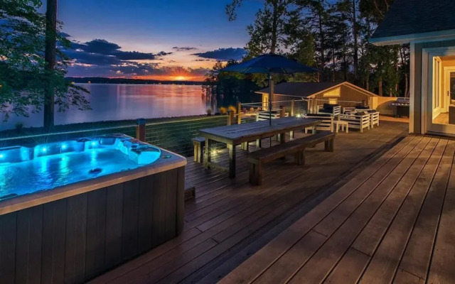 Lake Norman Hideaway