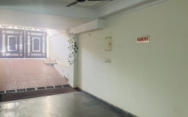 OYO 24106 Shri Raj Laxmi Palace