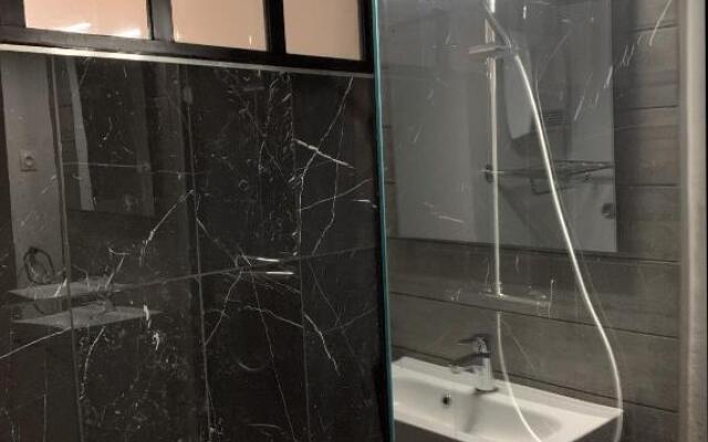 Bel appartement AVIGNON CENTRE - PARKING LIBRE