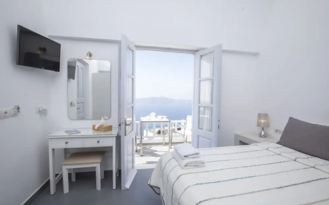 Santorini View Studios-Adults Only