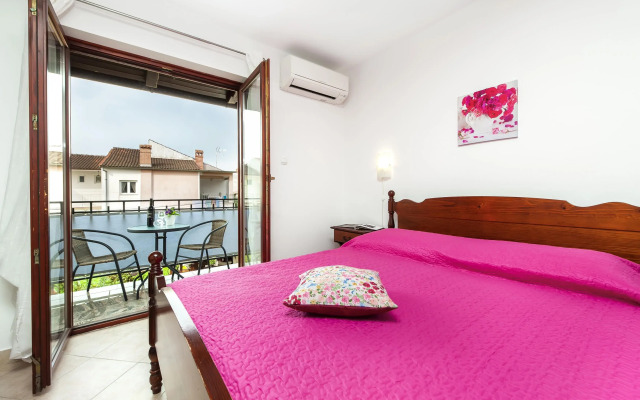 Apartments and Room Silvana