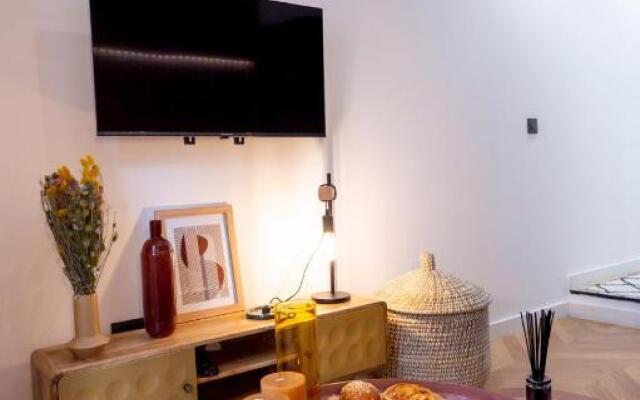 Superbe studio balcon Plage/ Prom. des Anglais 103