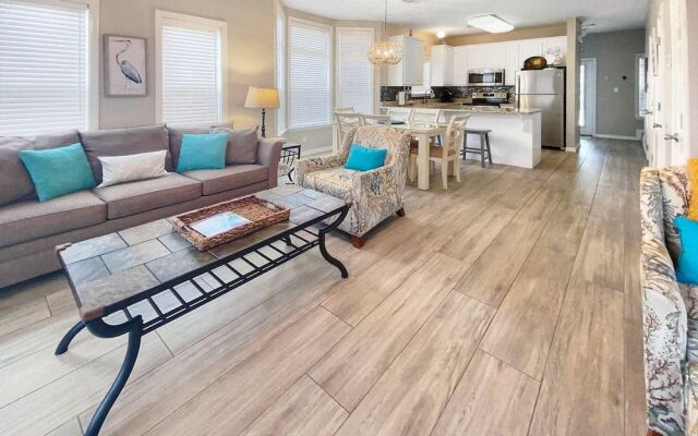 Bordeaux by Destin Getaways