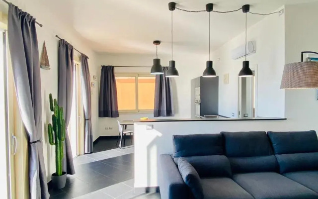 Sea View Apartment 5 mt from the beach