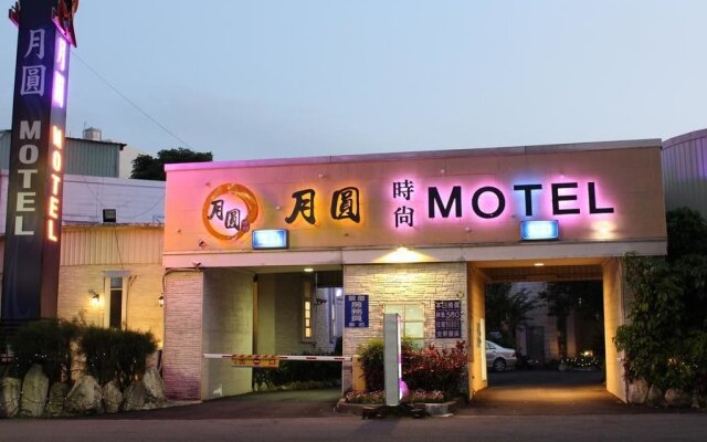 Fullmoon Motel