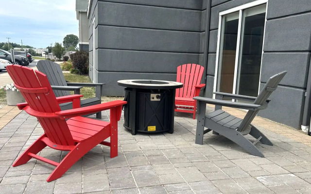 Best Western Erie Inn & Suites