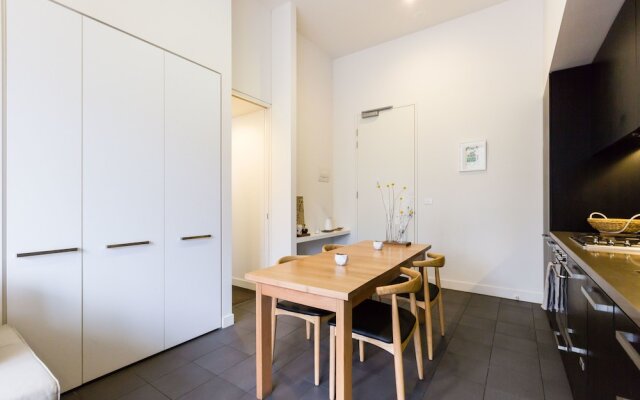 GEORGE, 1BDR North Melbourne Apartment