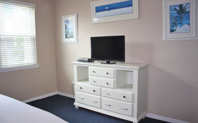 Runaway Beach - 2 Bd Villa (RW3103)