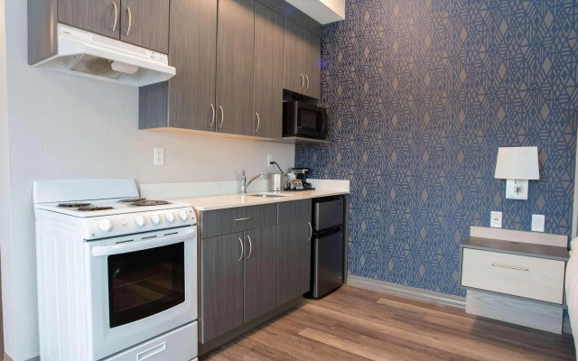 Best Western Inn & Suites